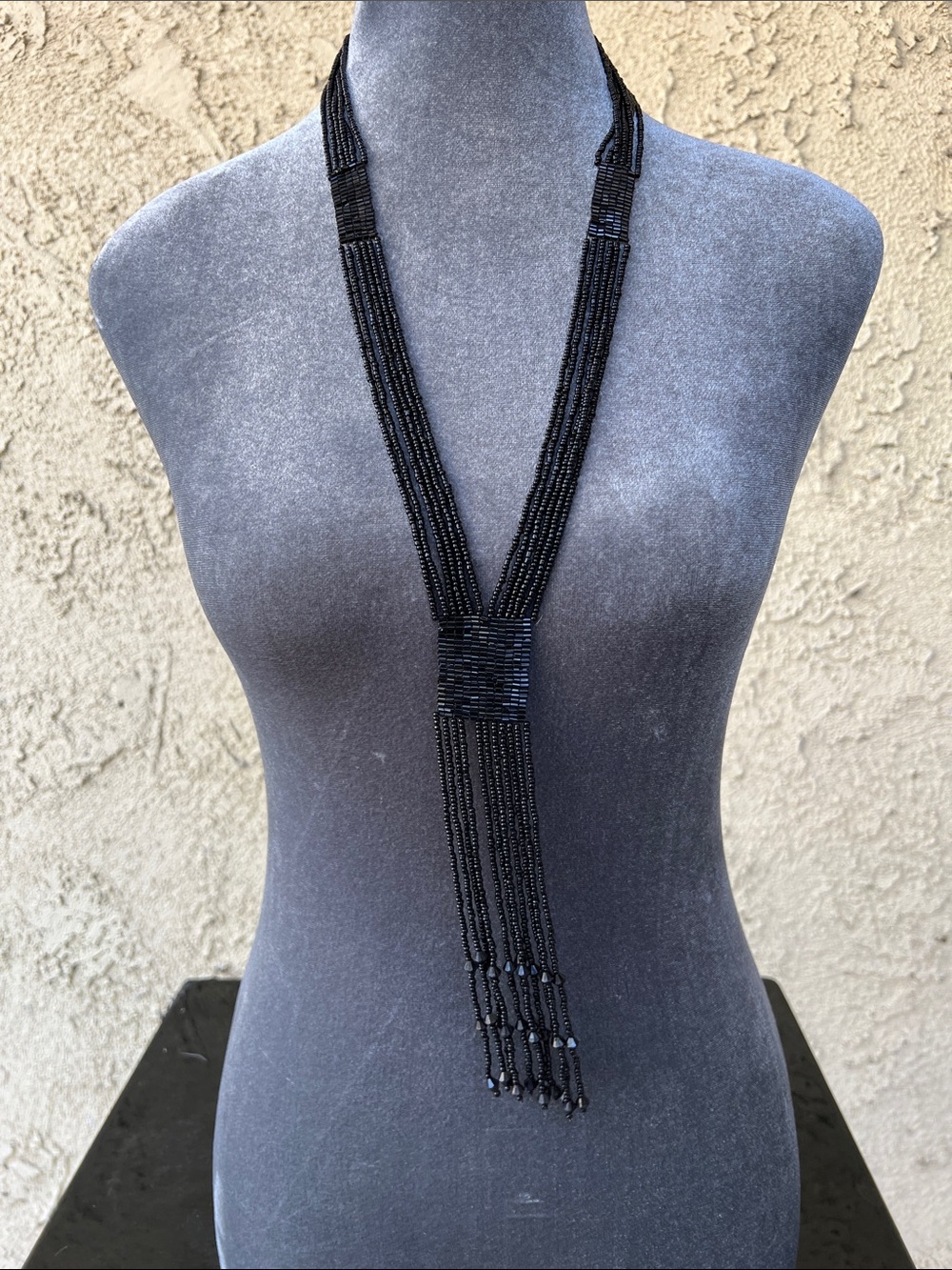 antique Art Deco 1920s black beaded sautoir flapper necklace